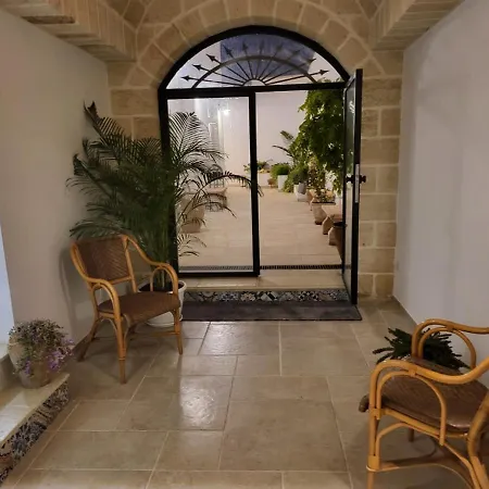 La Fermata Del Bus Apartment Ugento Exterior photo